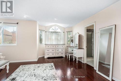 5525 Heatherleigh Avenue, Mississauga, ON - Indoor