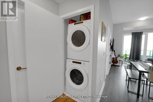 4202 - 20 Shore Breeze Drive, Toronto, ON - Indoor Photo Showing Laundry Room