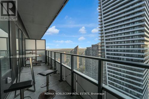 4202 - 20 Shore Breeze Drive, Toronto, ON - Outdoor With Exterior