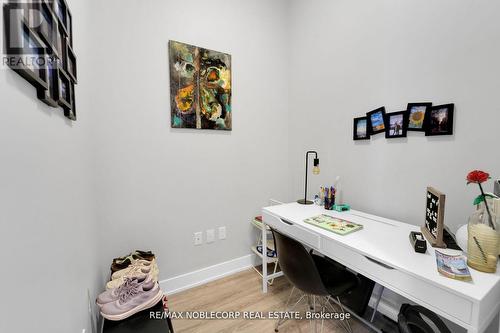 4202 - 20 Shore Breeze Drive, Toronto, ON - Indoor Photo Showing Office