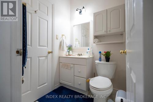 1073 Kent Avenue E, Oakville, ON - Indoor Photo Showing Bathroom