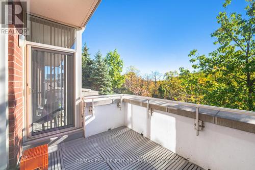 Gla1 - 60 Old Mill Road, Oakville, ON - Outdoor With Exterior