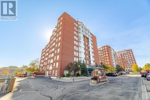 Gla1 - 60 Old Mill Road, Oakville, ON - Outdoor With Facade