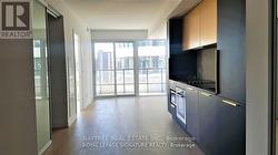 1801 - 85 WOOD STREET  Toronto, ON M4Y 0E8