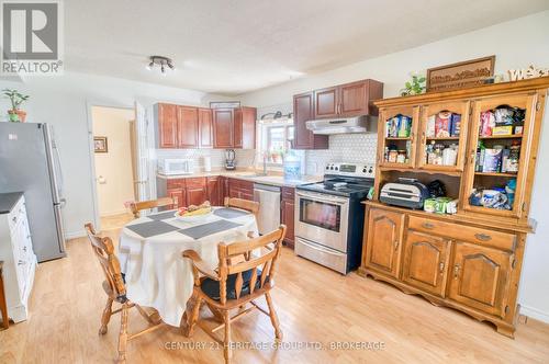 143 Green Street, Deseronto (Deseronto (Town)), ON - Indoor Photo Showing Kitchen
