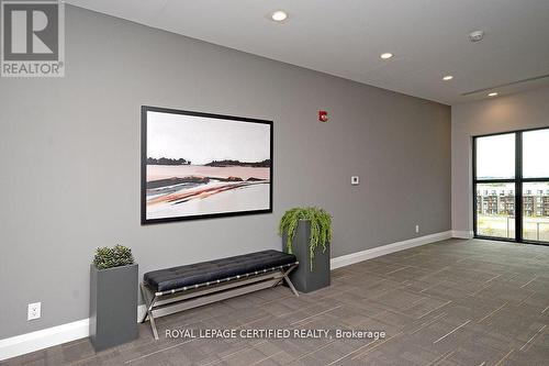 435 - 128 Grovewood Common, Oakville, ON - Indoor Photo Showing Other Room