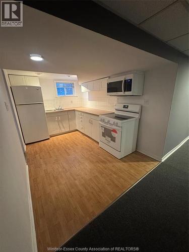 1479 Parent Unit# Lower, Windsor, ON - Indoor