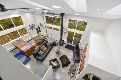 851 Sayward Rd, Saanich, BC 