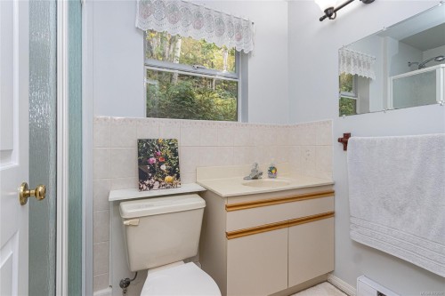 2074 Ludlow Rd, Sooke, BC 