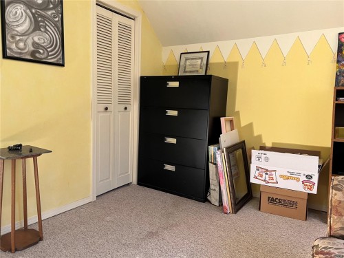 3681 Elliston Ave, Saanich, BC 