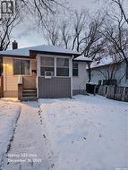 833 i AVENUE N  Saskatoon, SK S7L 2H2