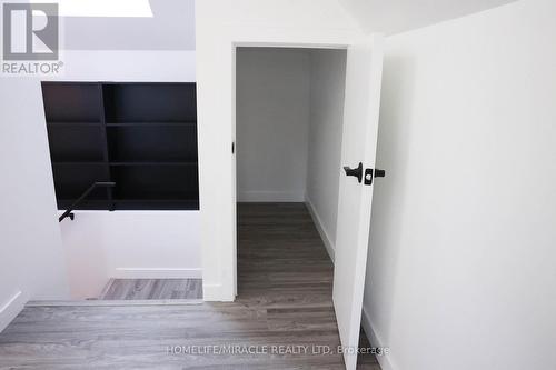 Grdn Suite - 67 Oakmount Road, Toronto, ON - 