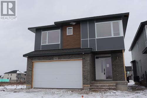 747 KENNY GORDON AVENUE W  Ottawa, ON K4M 0X9