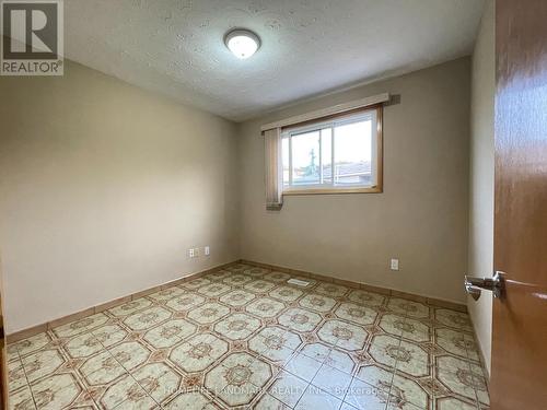 Lower & Main - 353 Darlington Court, Hamilton, ON - Indoor Photo Showing Other Room