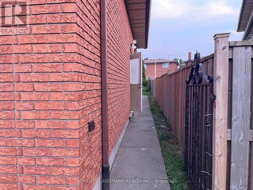 Lower & Main - 353 Darlington Court, Hamilton, ON - Outdoor