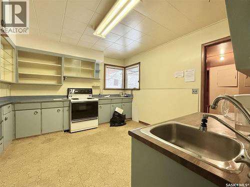 340 Ross Street, Lumsden, SK - Indoor Photo Showing Kitchen