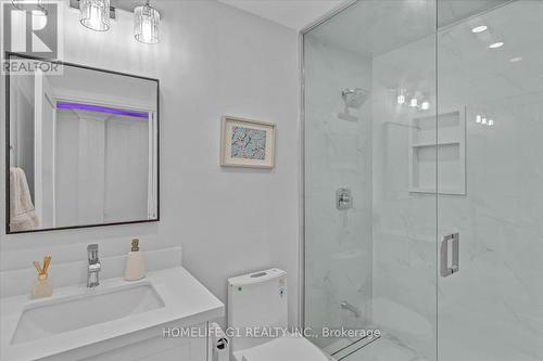 2355 North Ridge Trail, Oakville, ON - Indoor Photo Showing Bathroom
