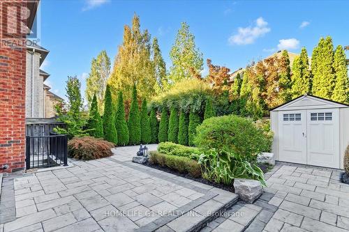 2355 North Ridge Trail, Oakville, ON - Outdoor