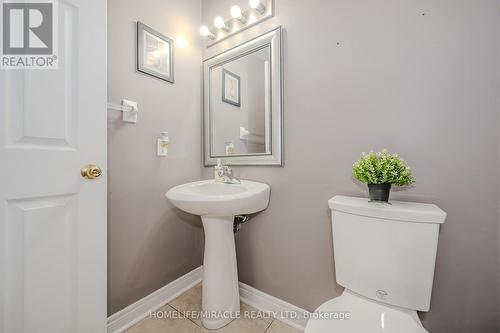 80 Meadowbank Drive, Hamilton, ON - Indoor Photo Showing Bathroom
