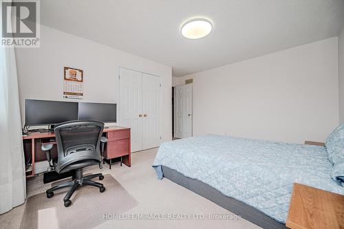 80 Meadowbank Drive, Hamilton, ON - Indoor Photo Showing Bedroom