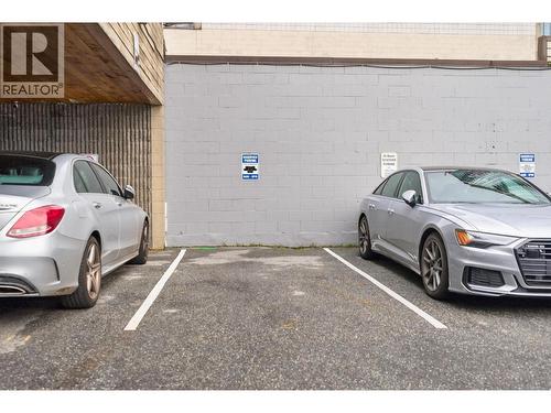 12085 Confidential, North Vancouver, BC 