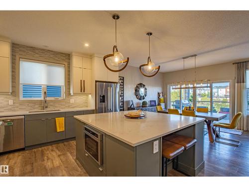 6013 Naden Ld Nw, Edmonton, AB - Indoor Photo Showing Kitchen With Upgraded Kitchen
