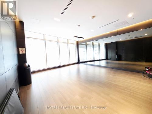 5007 - 2221 Yonge Street, Toronto, ON - Indoor Photo Showing Other Room