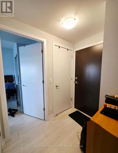 5007 - 2221 Yonge Street, Toronto, ON - Indoor Photo Showing Other Room