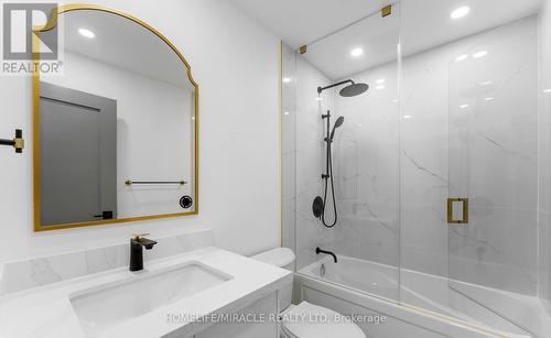 2605 - 18 Knightsbridge Road, Brampton, ON - Indoor Photo Showing Bathroom