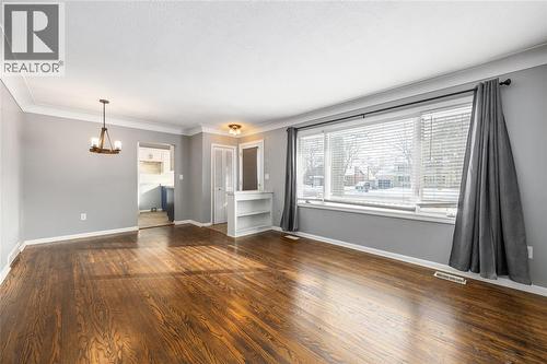 1282 Cathcart Boulevard, Sarnia, ON - Indoor