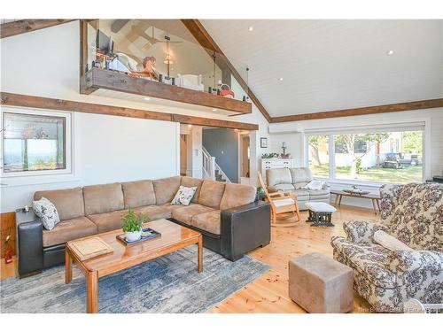 245 Saint-Pierre E Blvd, Caraquet, NB 