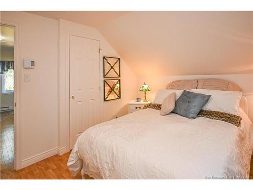 245 Saint-Pierre E Blvd, Caraquet, NB 