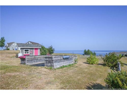 245 Saint-Pierre E Blvd, Caraquet, NB 