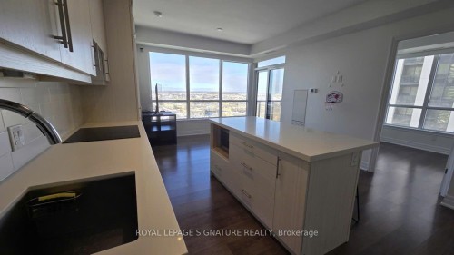 1209-9075 Jane Street, Vaughan, ON - Indoor Photo Showing Other Room