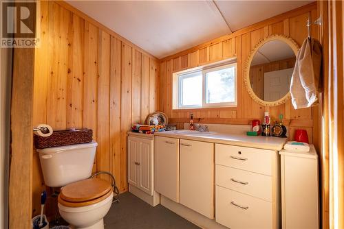3 Onaping Lake, Onaping, ON - Indoor Photo Showing Bathroom