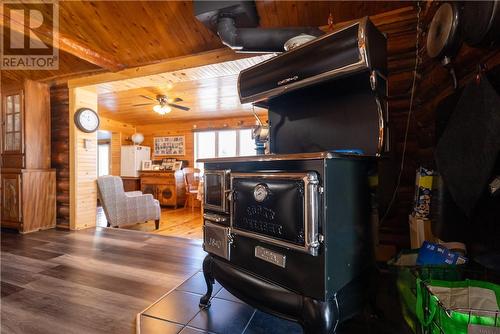 3 Onaping Lake, Onaping, ON - Indoor