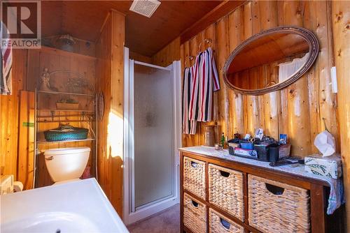 3 Onaping Lake, Onaping, ON - Indoor