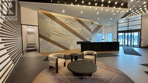 726 - 1037 Queensway, Toronto, ON - Indoor Photo Showing Other Room