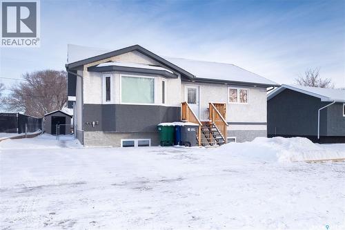 143 6Th Street, Pilot Butte, SK - Outdoor