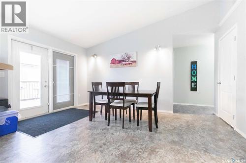 143 6Th Street, Pilot Butte, SK - Indoor Photo Showing Dining Room