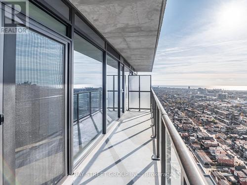 2703 - 1285 Dupont Street, Toronto, ON -  With Balcony