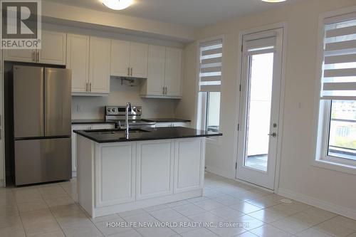 62 Johann Drive, Markham, ON - Indoor Photo Showing Kitchen
