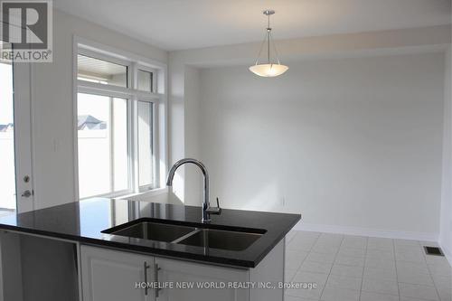 62 Johann Drive, Markham, ON - Indoor Photo Showing Kitchen With Double Sink