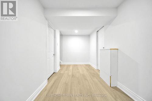 5 Centennial Drive, Brockton, ON - Indoor Photo Showing Other Room