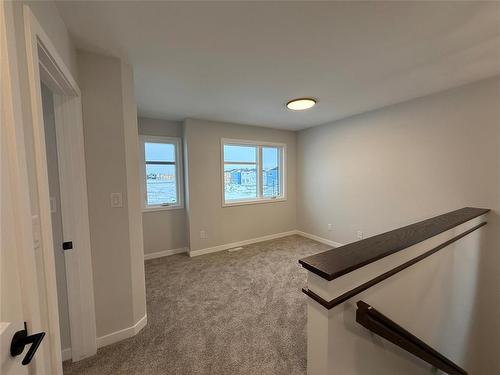 109 Yolande Street, Winnipeg, MB - Indoor Photo Showing Other Room