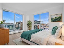 804 1500 MARTIN STREET  White Rock, BC V4B 0C2