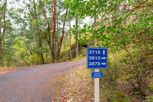 3715 Munn Rd, Highlands, BC 