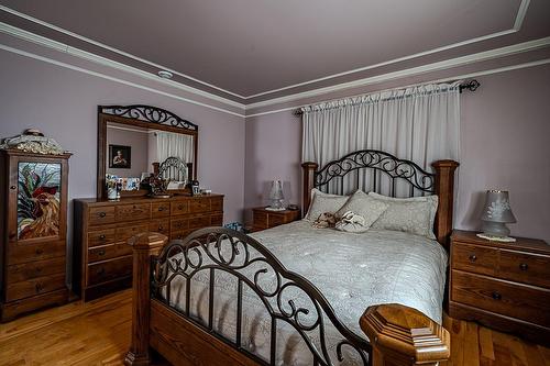 Chambre à coucher - 124 Rue Poitras, Val-Des-Sources, QC - Indoor Photo Showing Bedroom