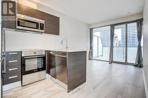 1909 - 57 St Joseph Street, Toronto, ON - Indoor Photo Showing Other Room