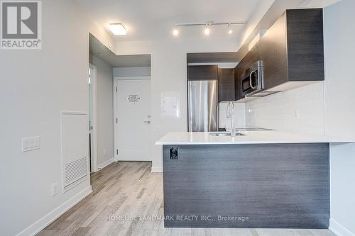 1909 - 57 St Joseph Street, Toronto, ON - Indoor Photo Showing Kitchen